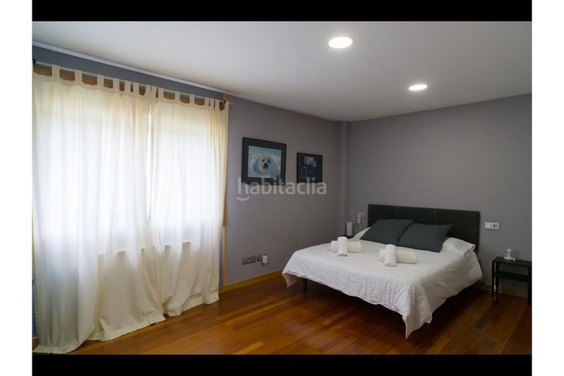 Foto c2494ae9-d30f-4788-b210-c41ca64f2ca3. Chalet con camino riscaldamento parcheggio piscina in Ames