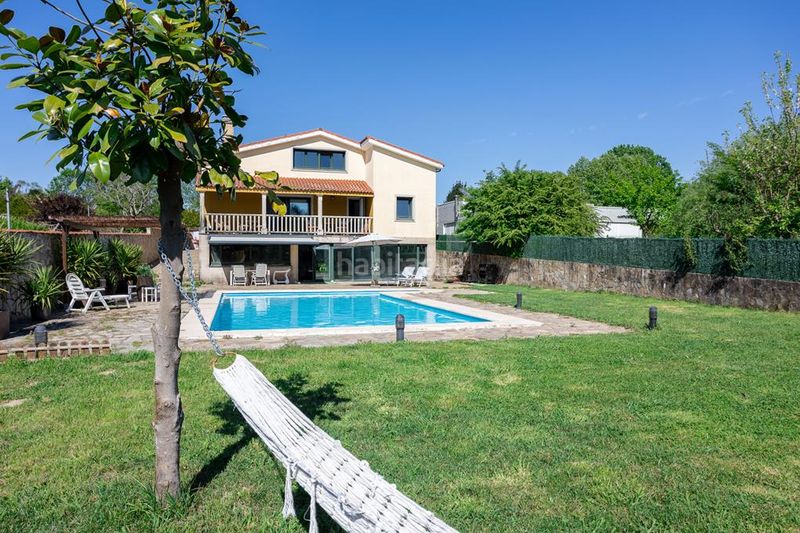 Foto f8605e35-1fa9-4fda-bd36-9ffaa05db61a. Chalet con camino riscaldamento parcheggio piscina in Ames