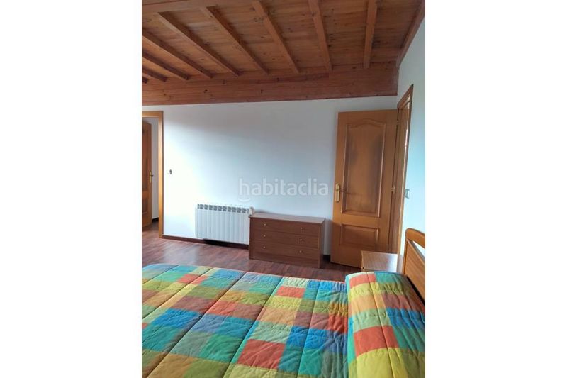 Foto 72bf8058-7325-4cc0-9415-de38819884f2. Casa amb calefacció aparcament a Silleda