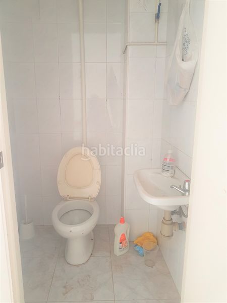 Foto 6558020b-f658-49f9-8270-c4f5d0c575b8. Lloguer local comercial a Cambre