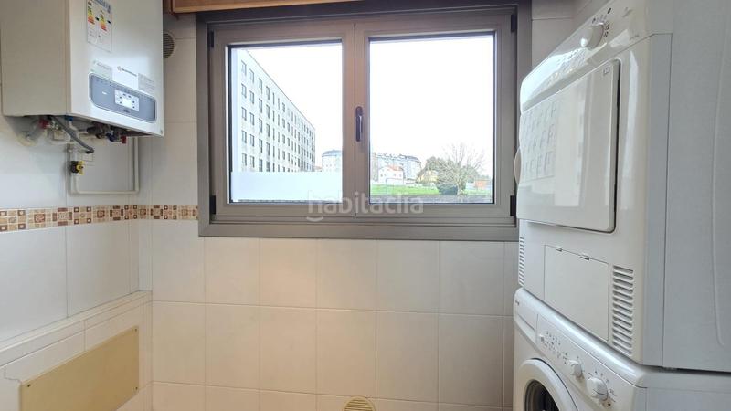 Foto b68f19a6-8e5d-497f-af2d-27ee9e5f2ca5. Piso en Vilaboa Sur Culleredo