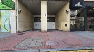 Aparcament cotxe a Calle enrique mariñas romero 3