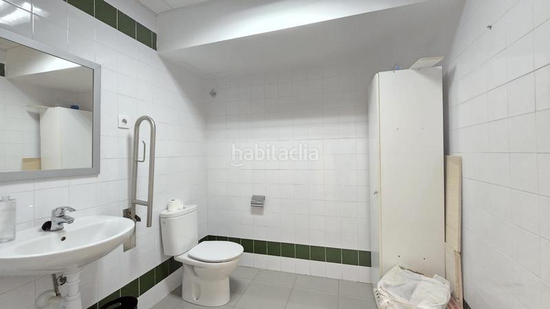 Foto 63521335-727e-4ea8-9ae6-340889a9e93c. Rent business premise in Someso - Matogrande Coruña (A)