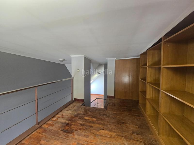 Foto 328131db-21cb-49b0-8d6b-4301d06ef001. Dachwohnung in Someso - Matogrande Coruña (A)