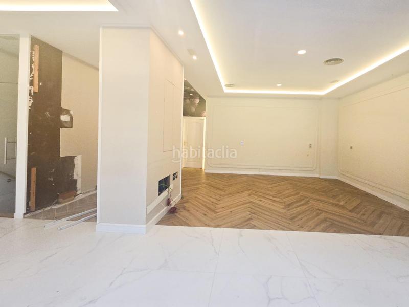 Foto 13cd08c4-db2d-4f12-b1a4-f6380bd2c21c. Rent business premise in Someso - Matogrande Coruña (A)