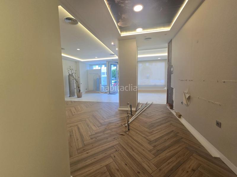 Foto e9580ab4-8b69-4619-bfc5-1e7e98a0fb30. Rent business premise in Someso - Matogrande Coruña (A)