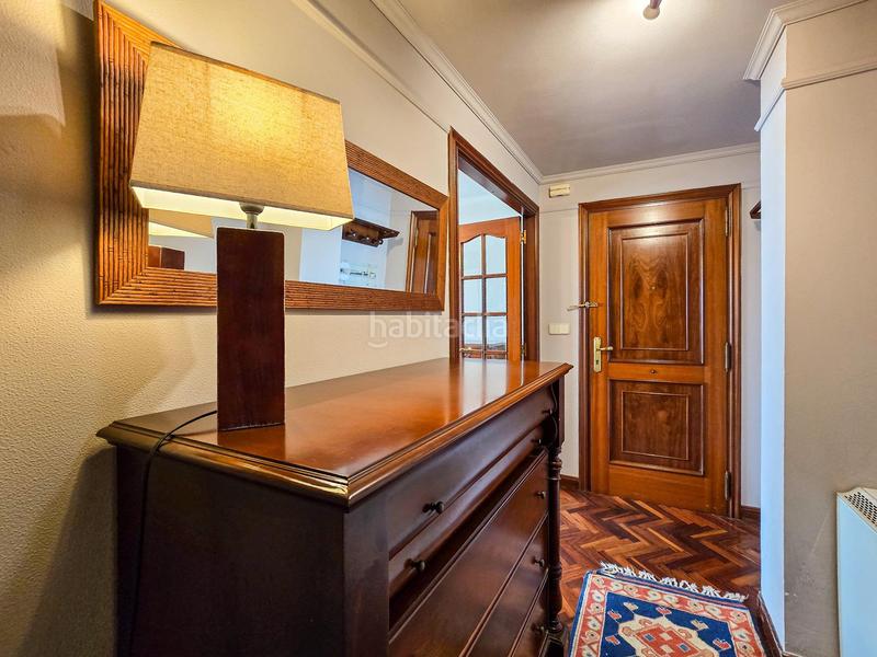 Foto 35f9b5ce-0f74-4288-aca9-3419d3eda74e. Piso en Los Castros - Castrillón Coruña (A)