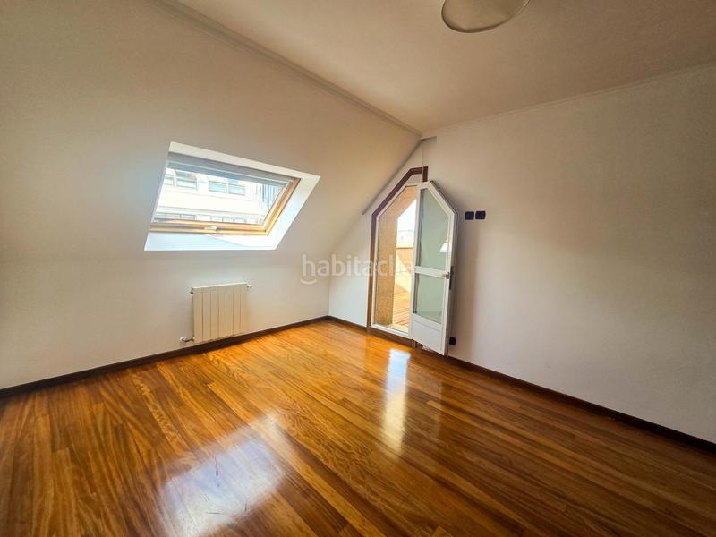 Foto 084b9803-cd4b-4675-a88c-b2a6ea1285e0. Duplex con riscaldamento parcheggio in Someso - Matogrande Coruña (A)