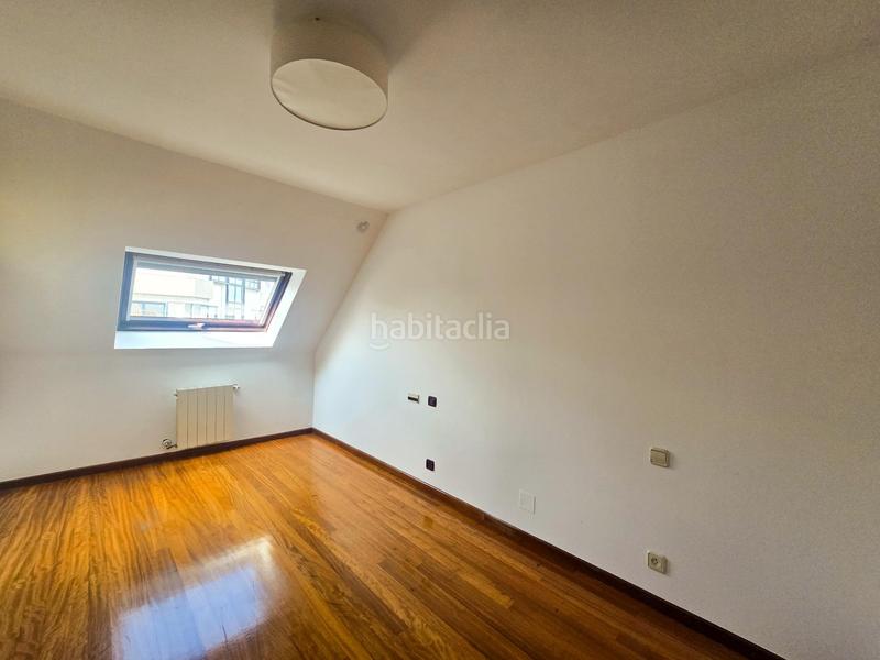 Foto 37ebcabd-f116-4736-8019-41c01c718369. Duplex con riscaldamento parcheggio in Someso - Matogrande Coruña (A)