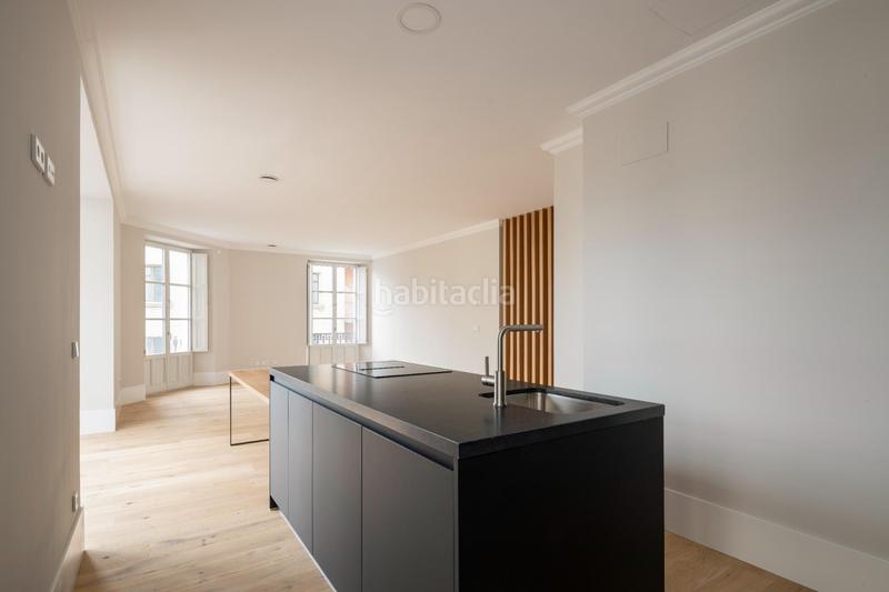 Foto d661a4ca-1fcc-477d-bd36-97eef48325c9. Appartement avec chauffage dans Ensanche Coruña (A)