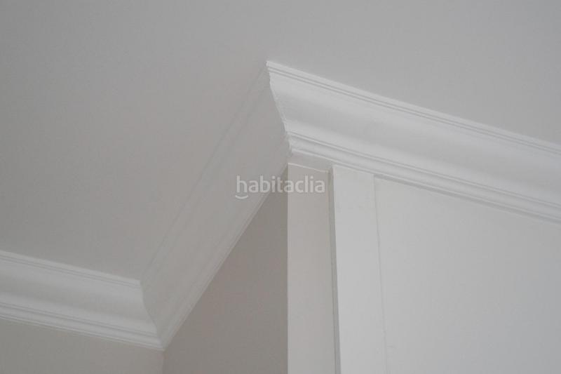 Foto b7ece1c6-cf34-427b-aa99-b0663f28cb96. Flat with heating in Ensanche Coruña (A)