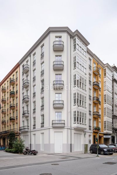 Foto d2be2a93-239d-4ec8-b7e7-74c077e562d6. Pis amb calefacció a Ensanche Coruña (A)
