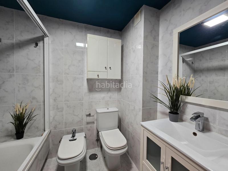 Foto 23610139-dd64-4135-84fc-4d63a636d797. Appartamento con riscaldamento parcheggio in Los Castros - Castrillón Coruña (A)