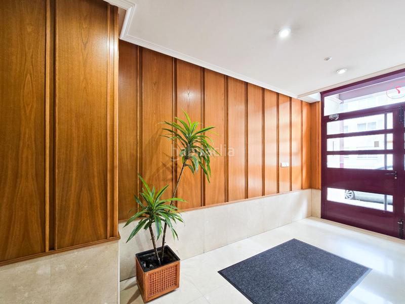 Foto 6c3e845d-3bf5-4fdc-8515-82633fe4cfdf. Piso en Los Castros - Castrillón Coruña (A)