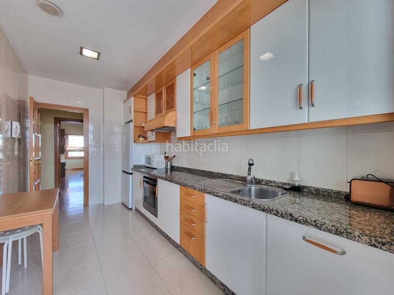 Foto 5a4b78ae-268d-4b6e-884e-443ff287c4ea. Àtic amb calefacció aparcament a Someso - Matogrande Coruña (A)