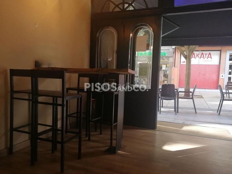 Foto b0f20bff-3103-4b7a-b29c-cc4830dfd2e1. Local comercial en Agra del Orzán - Ventorrillo Coruña (A)