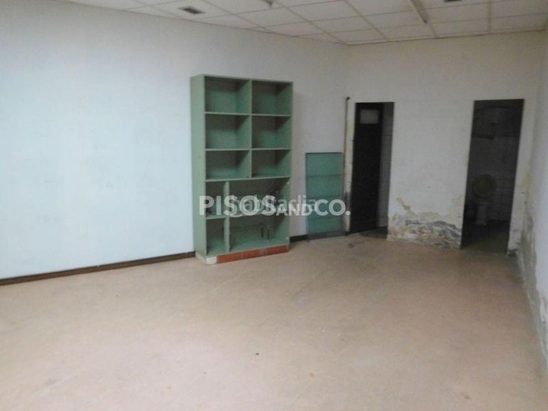 Foto c57816cf-db21-4371-be56-540851b78d0e. Rent business premise in Os Mallos Coruña (A)