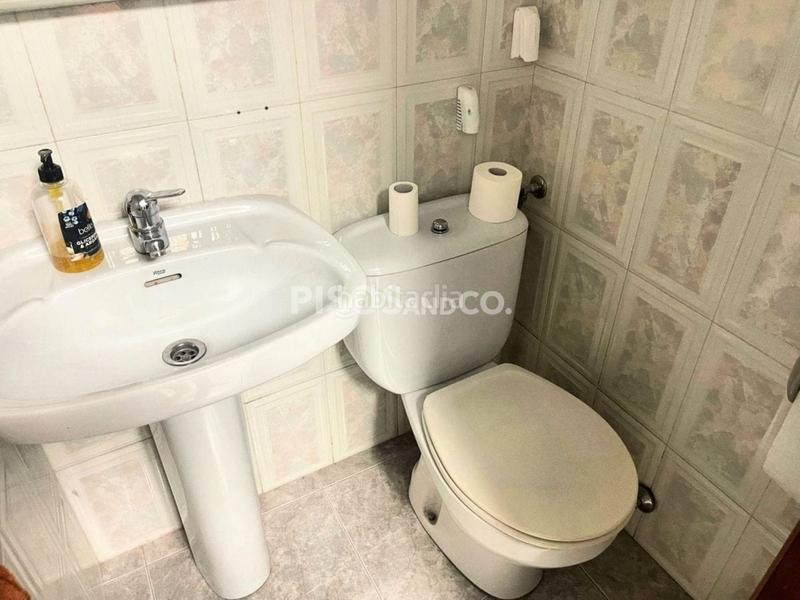 Foto 29a9fe25-a1a7-40c8-8ad4-ef5734ff4ac9. Local comercial a Monte Alto - Zalaeta - Atocha Coruña (A)