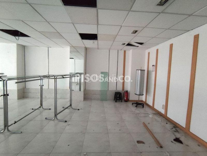 Foto 1a70edb3-3ddb-4993-b3b3-369904d29f21. Local comercial en Agra del Orzán - Ventorrillo Coruña (A)