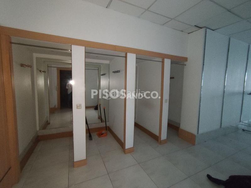 Foto 484249c4-da00-4a31-b4dd-7d3b758b2610. Local comercial en Agra del Orzán - Ventorrillo Coruña (A)