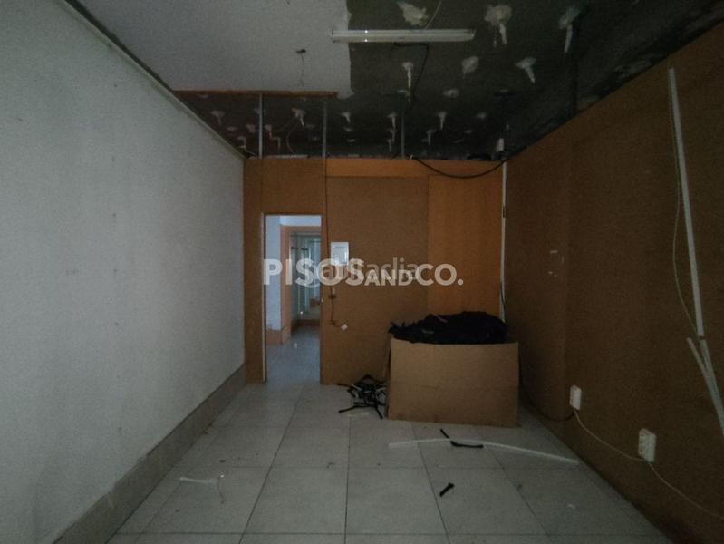 Foto 9f2ce736-86be-428a-981d-34601f2bb949. Local comercial en Agra del Orzán - Ventorrillo Coruña (A)