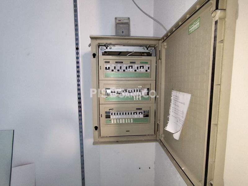 Foto b1cd9fdb-d731-49e2-9f6e-b18d2a63ba74. Local comercial en Agra del Orzán - Ventorrillo Coruña (A)