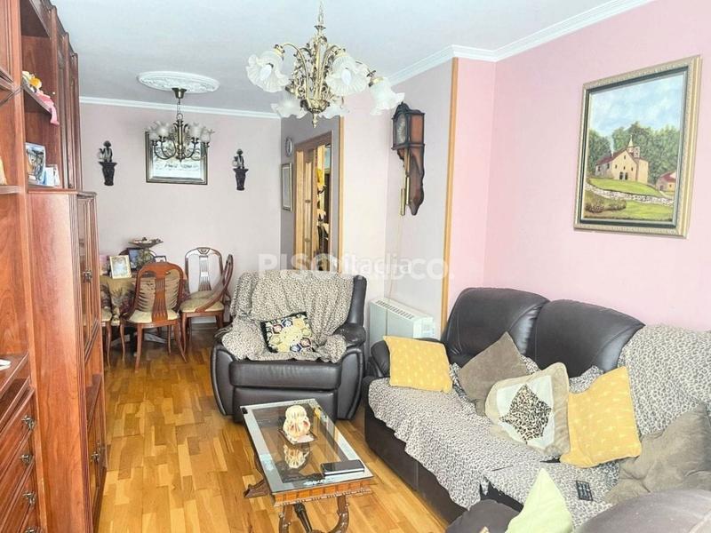 Foto 0bed0f6c-2d3e-48bc-9398-67c050c8f73b. Appartement avec chauffage dans Acea de Ama - O Burgo Culleredo
