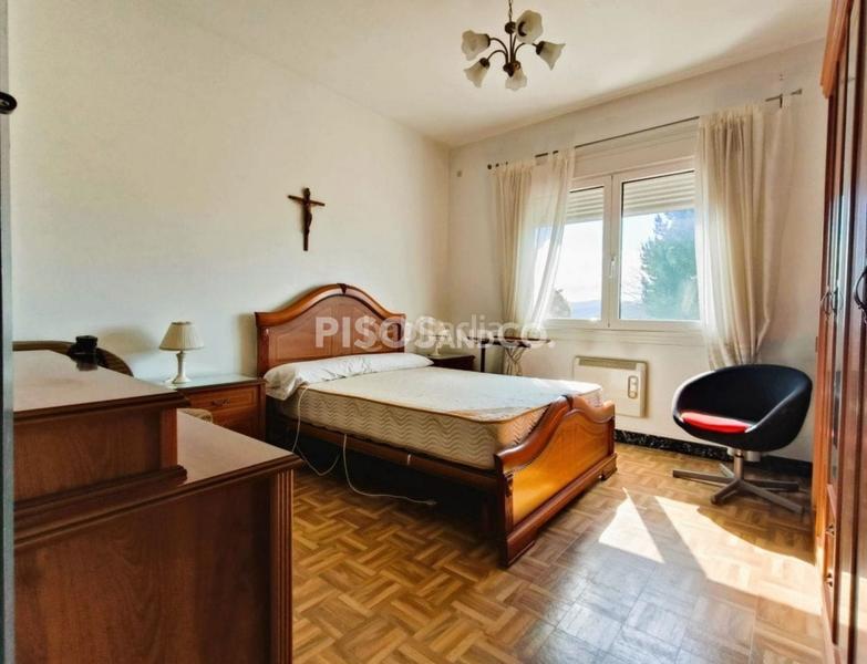 Foto 71fe06ab-3a11-4550-b7cb-14cd10f3e4f1. House with parking in Cambre