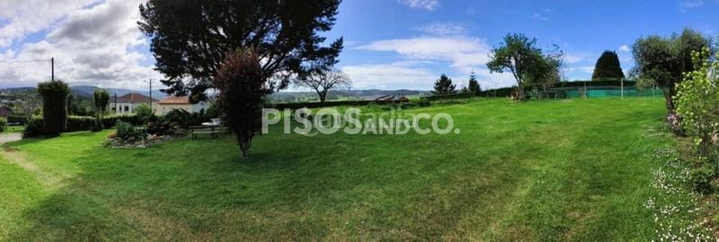 Foto ed4926d2-f58b-4948-8196-a6034ebfa9f2. House with parking in Cambre