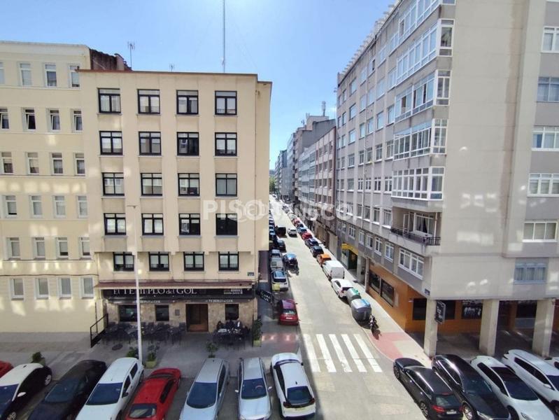 Foto 8d9d4797-286f-4661-bfca-929c5d48f745. Appartamento con riscaldamento parcheggio in Riazor - Visma Coruña (A)