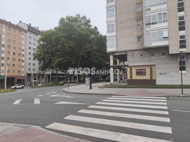 Foto 0027f3c9-2799-46d5-a574-bd40f710e50c. Local comercial en Los Rosales Coruña (A)