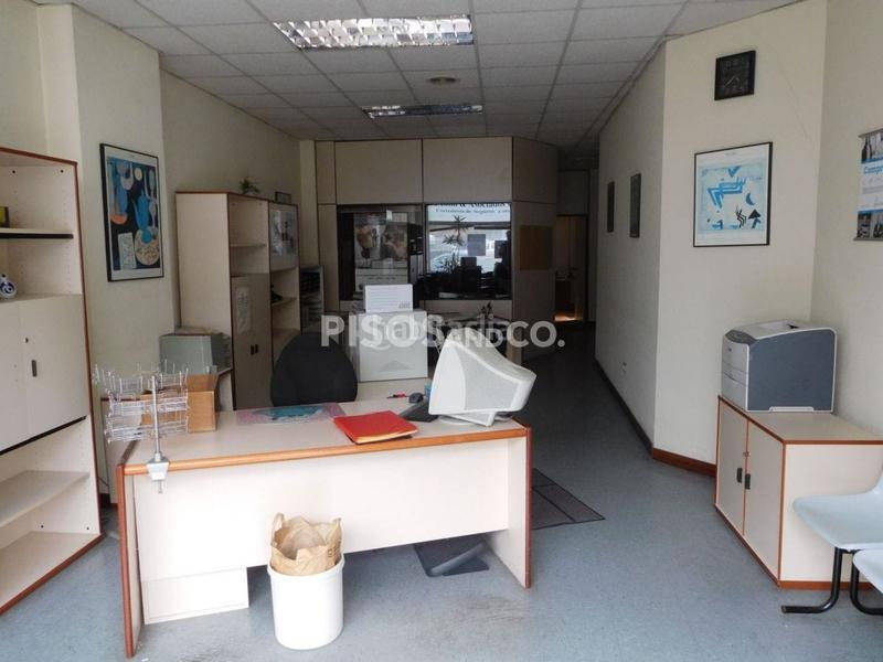 Foto 2f2b87b1-558b-402d-8c49-08c58e86047d. Alquiler local comercial en Falperra - Santa Lucía Coruña (A)