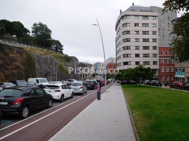 Foto 16678f14-d11e-41de-bb63-e2fd2747e763. Location local commercial dans Falperra - Santa Lucía Coruña (A)