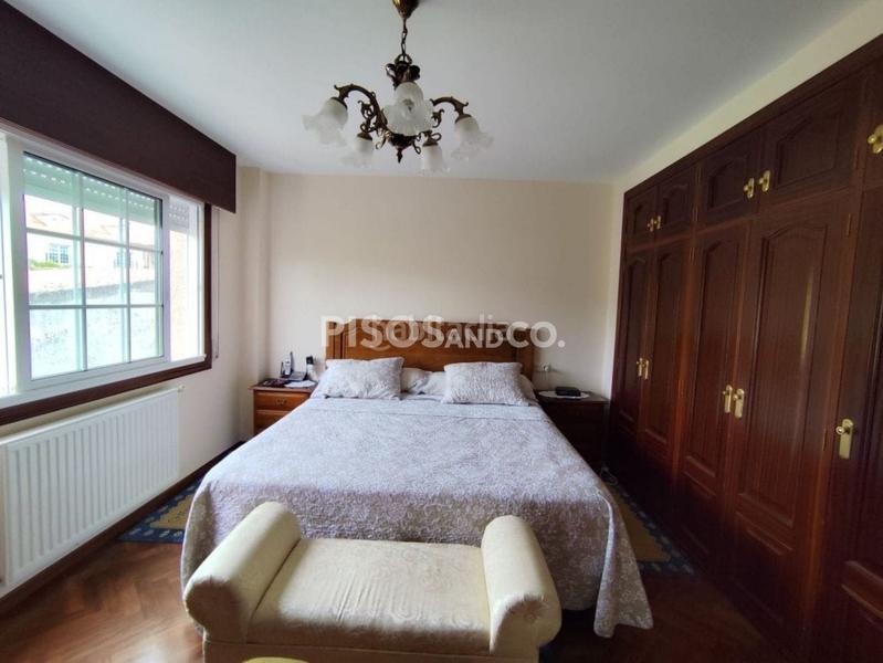 Foto 9b438173-14a3-475c-be33-c16379454bdb. Casa amb calefacció aparcament a Ciudad Vieja Coruña (A)