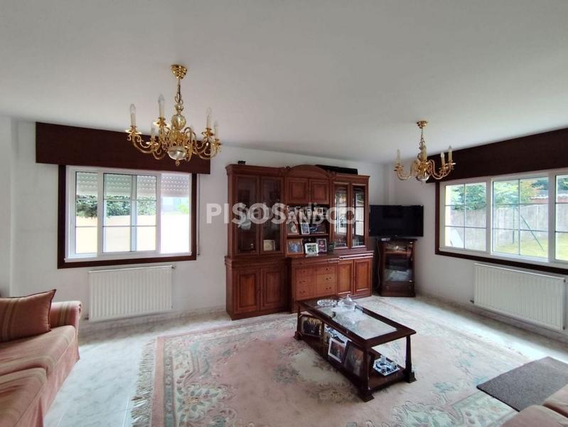 Foto a610c267-557c-4a3e-9fbc-a69275013c10. Casa amb calefacció aparcament a Ciudad Vieja Coruña (A)