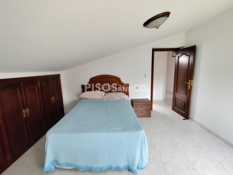 Foto fe9b10e2-3f50-4df7-a8a9-3087b1e61c2c. Casa amb calefacció aparcament a Ciudad Vieja Coruña (A)