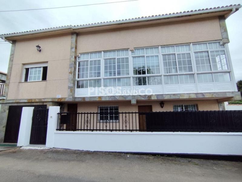 Foto c30d6a8d-6371-400c-bc9b-e3ec69bf9a9f. Maison avec chauffage parking dans Ciudad Vieja Coruña (A)