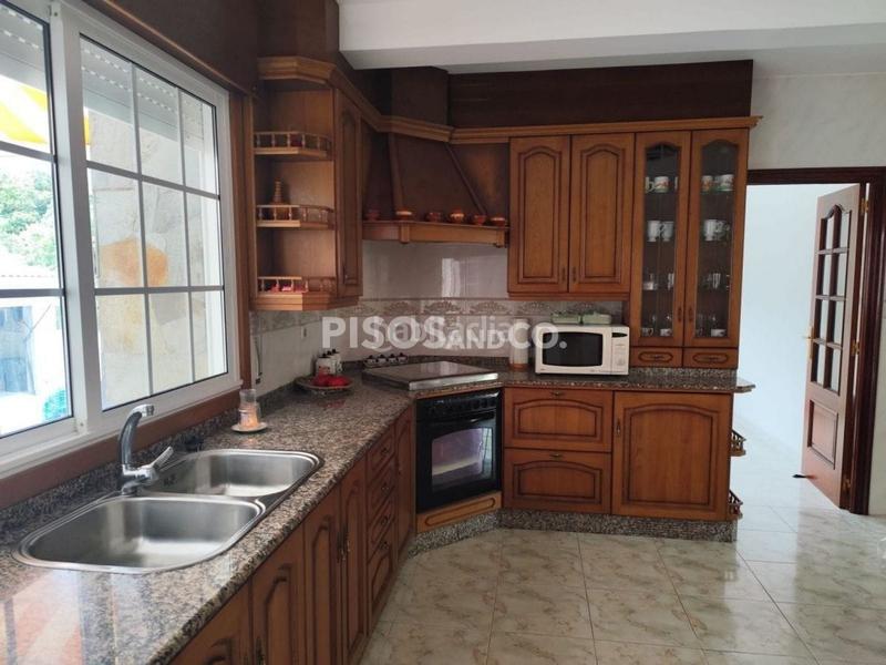 Foto fbcddf8d-0b90-4fe5-b43f-457ecb4ee960. Maison avec chauffage parking dans Ciudad Vieja Coruña (A)