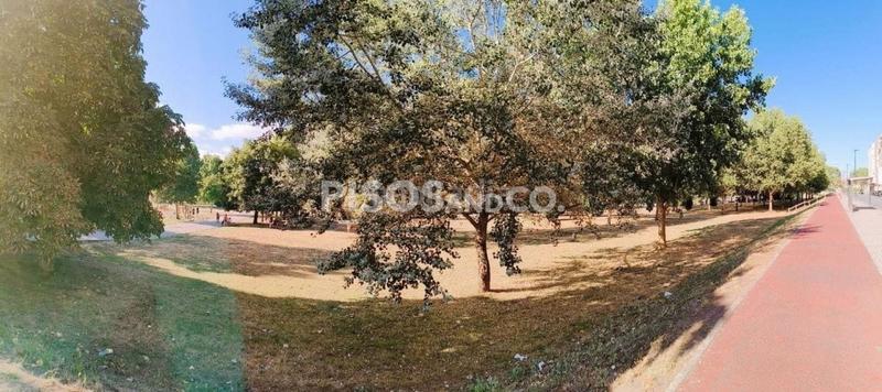 Foto b5e29300-8c9e-49e4-b305-a0db8f7444f9. Appartamento con riscaldamento parcheggio in Acea de Ama - O Burgo Culleredo