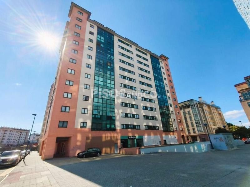 Foto f41e0bc9-6165-4b0e-8955-9b2c11ef45d9. Appartement avec chauffage parking dans Acea de Ama - O Burgo Culleredo