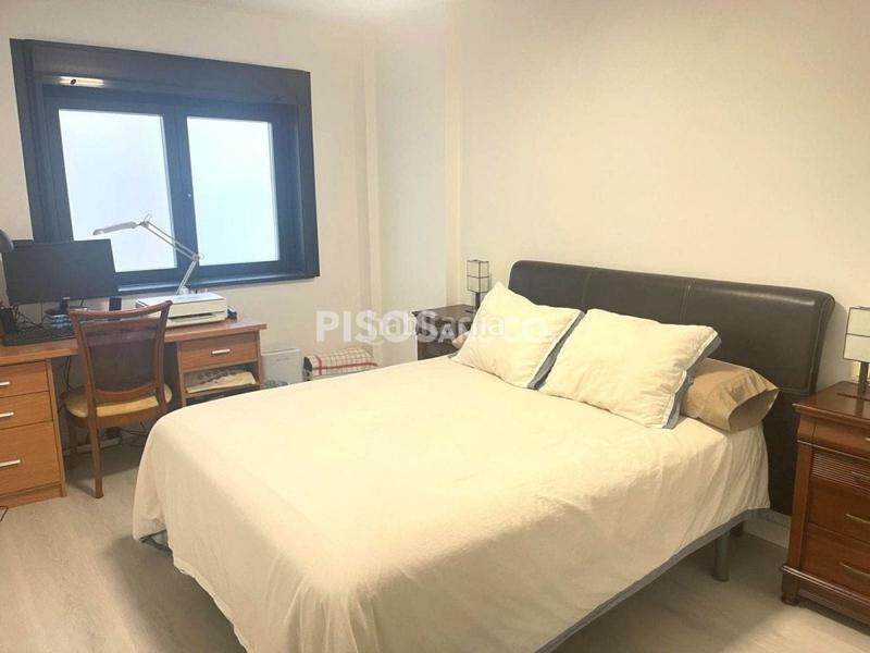 Foto fb9dded5-3d63-49dd-b71e-12ff4d57efb3. Appartamento in Monte Alto - Zalaeta - Atocha Coruña (A)