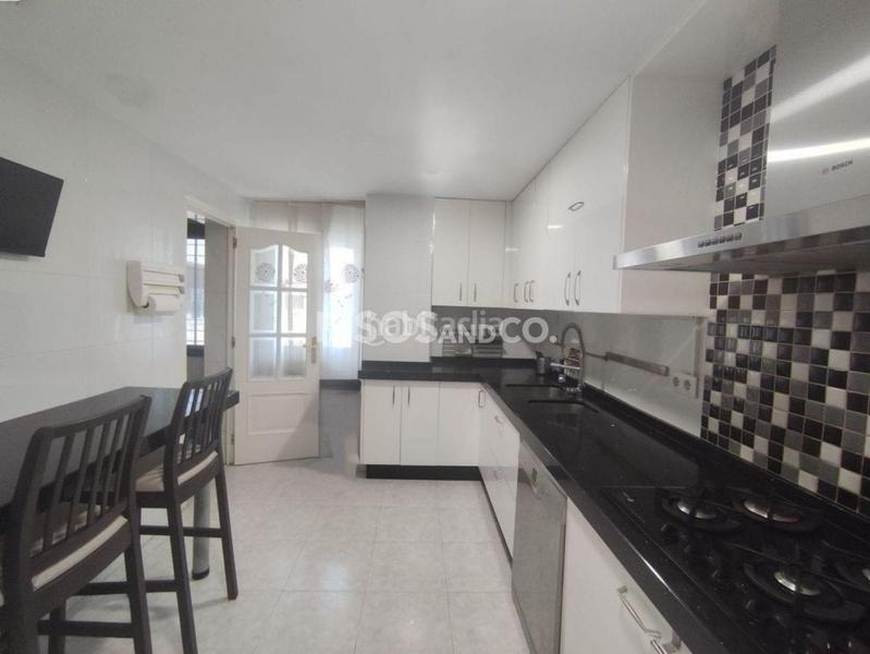 Foto 01c28166-4100-4205-98a0-1032c98e060a. Piso en Agra del Orzán - Ventorrillo Coruña (A)