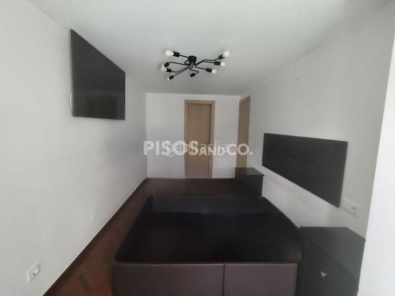 Foto 4d82fd92-c5d9-4781-a339-dd5753ea0d16. Piso en Agra del Orzán - Ventorrillo Coruña (A)