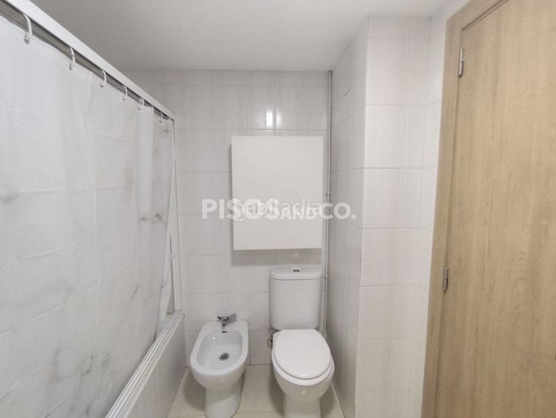 Foto 5806aeb0-e6ea-475b-a97c-e1d5a0862c4b. Piso en Agra del Orzán - Ventorrillo Coruña (A)