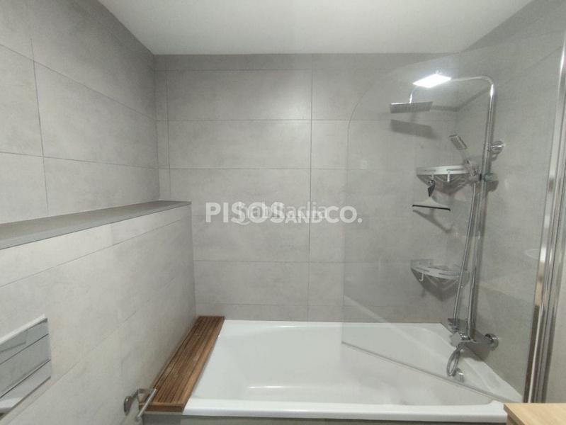 Foto 6deae469-0658-49c8-8597-b3ebe0e8d621. Piso en Agra del Orzán - Ventorrillo Coruña (A)