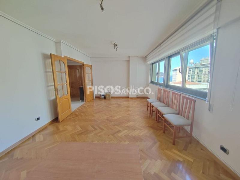 Foto eb1d473e-dec8-450a-8a8a-3bf39d9dc961. Appartamento con riscaldamento parcheggio in Monte Alto - Zalaeta - Atocha Coruña (A)