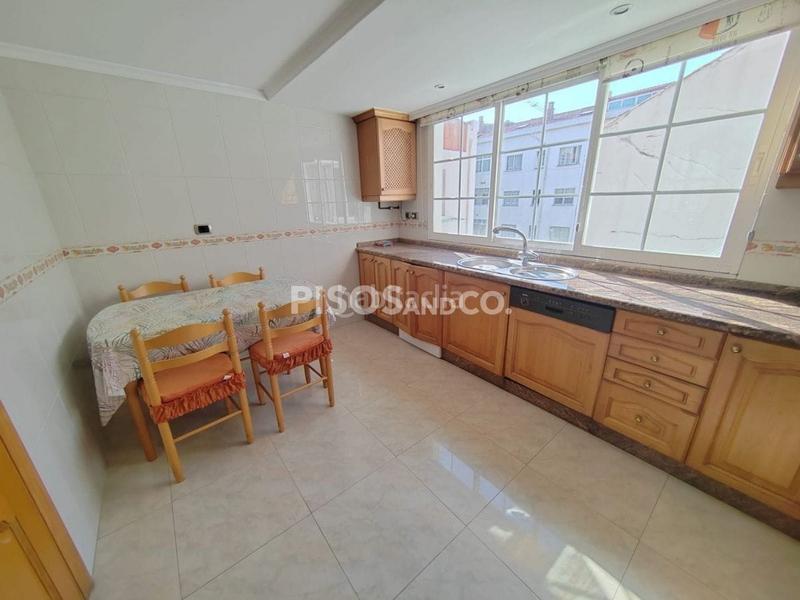 Foto ca32dafc-a90b-45e6-8645-55b535377bd8. Flat with heating parking in Monte Alto - Zalaeta - Atocha Coruña (A)