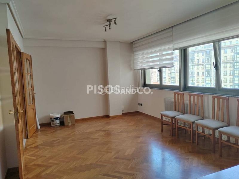 Foto aa1305fb-c9c0-44f4-84db-0e0a9a2fe4ba. Piso en Monte Alto - Zalaeta - Atocha Coruña (A)