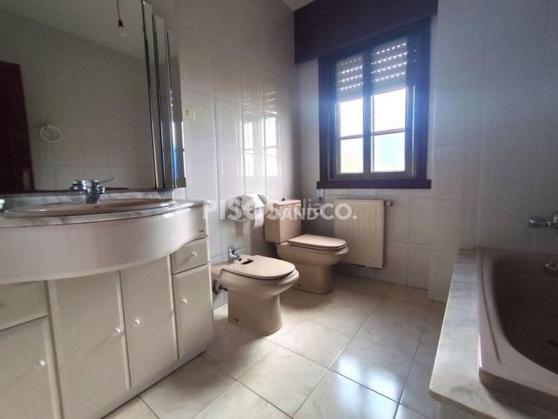 Foto 06f5c379-b5dc-4f9f-97ed-24899cccd232. Casa en Abegondo