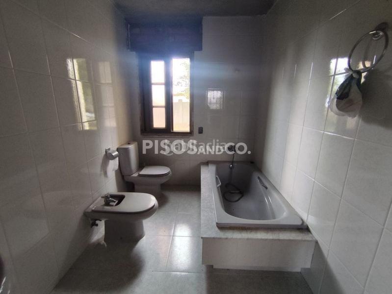 Foto 14005c66-ae7f-4b16-9759-864822c440ce. Casa en Abegondo
